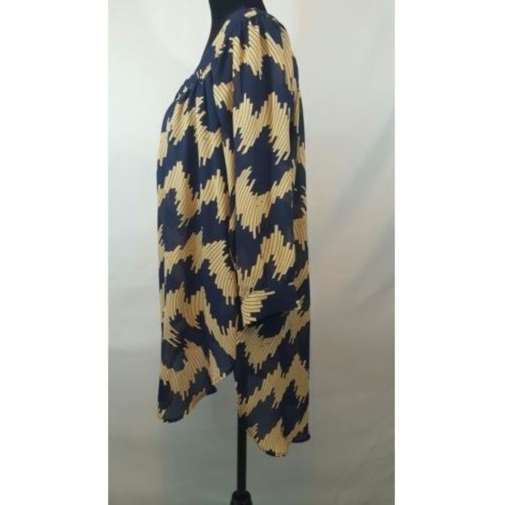 Shopaholic Women Blouse Blue Peach Chevron Size L